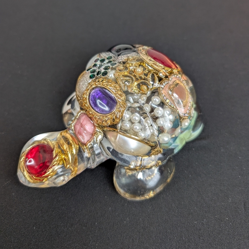 Handmade Vintage Jewelry Turtle - Artisan Upcycled Resin Decor Gifts - Picture 7 of 9